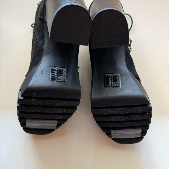 Platform heel boots size 9 black - Picture 3 of 5